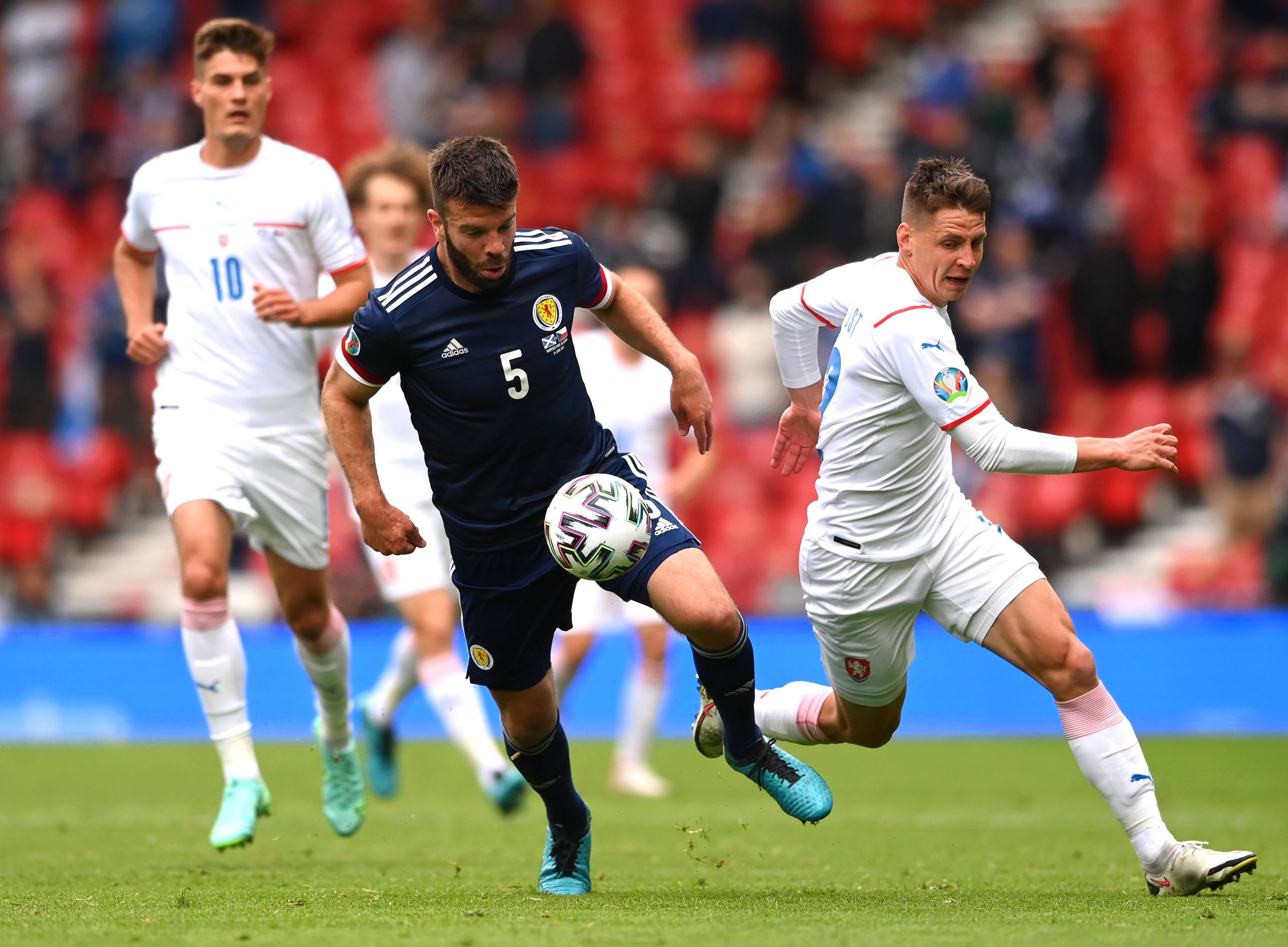 我们不仅看 我们不仅看