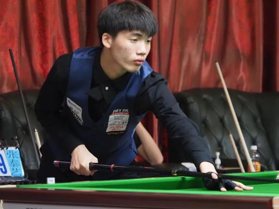 练周期与出 练周期与出